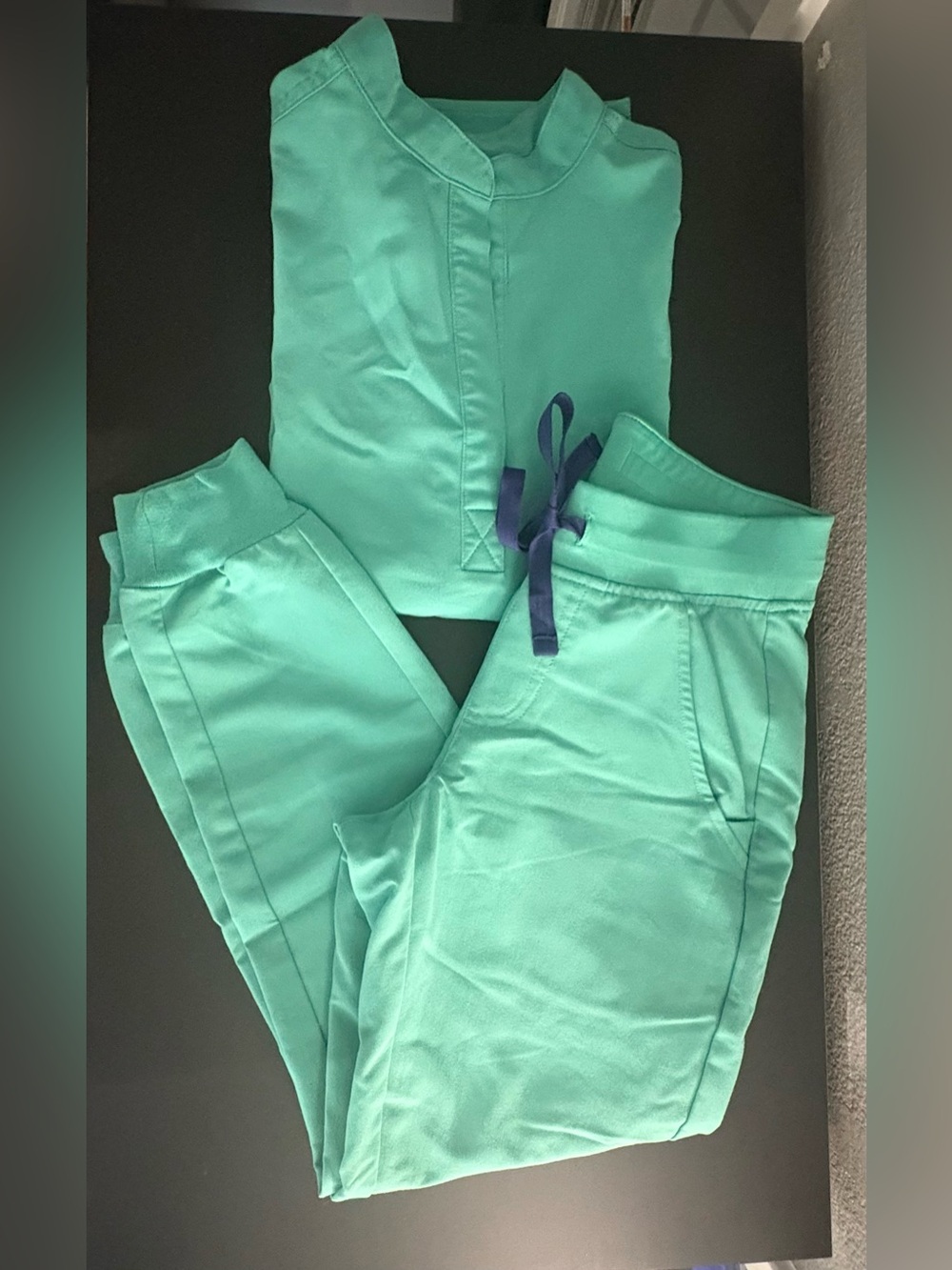 Figs Surgical Green Scrub Set (top+bottom)